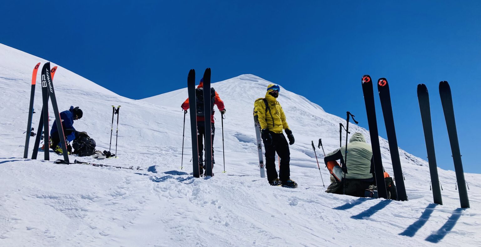 Ski Tour in den Bergen um den Van See in 11 Tagen